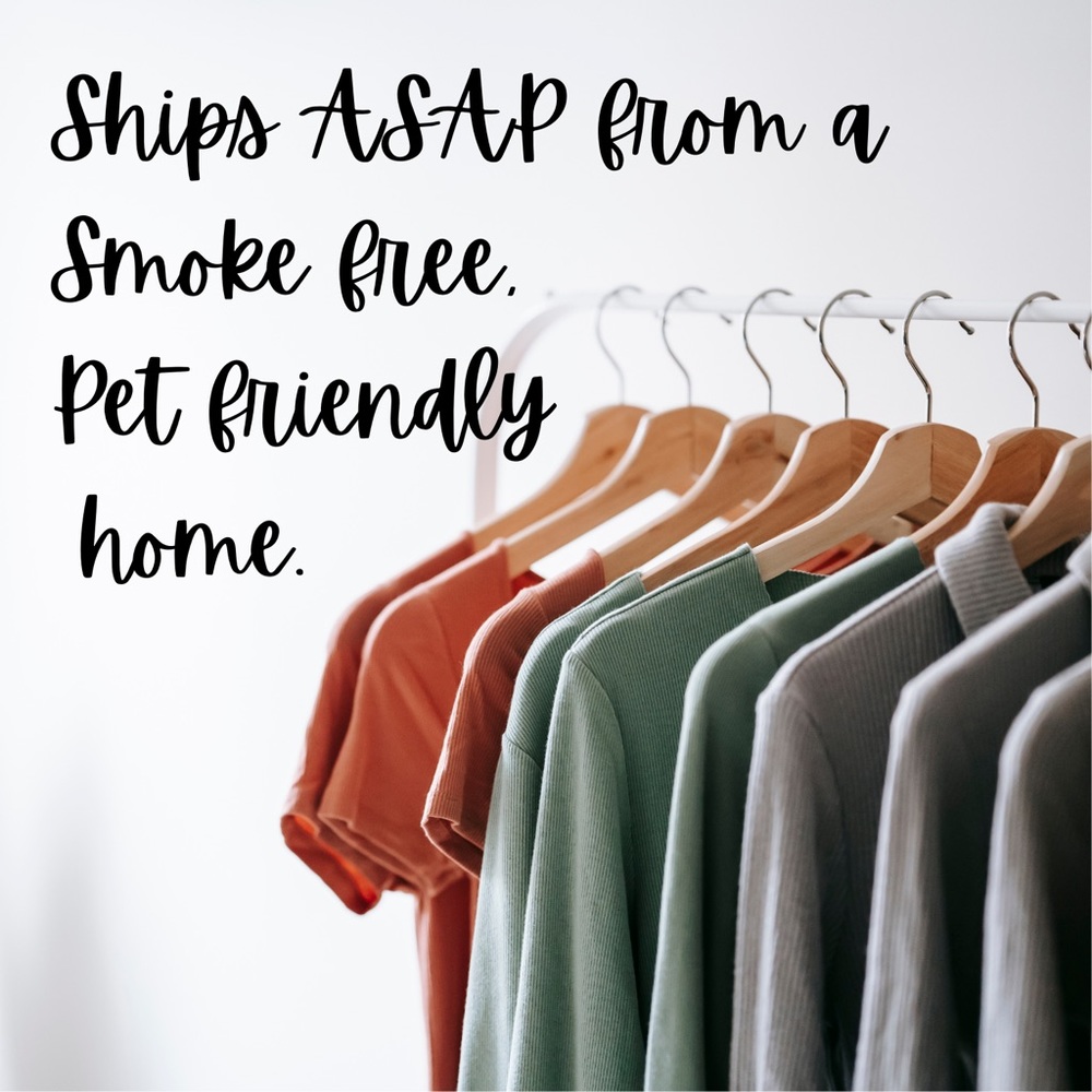 Ships ASAP from smoke-free pet friendly home!